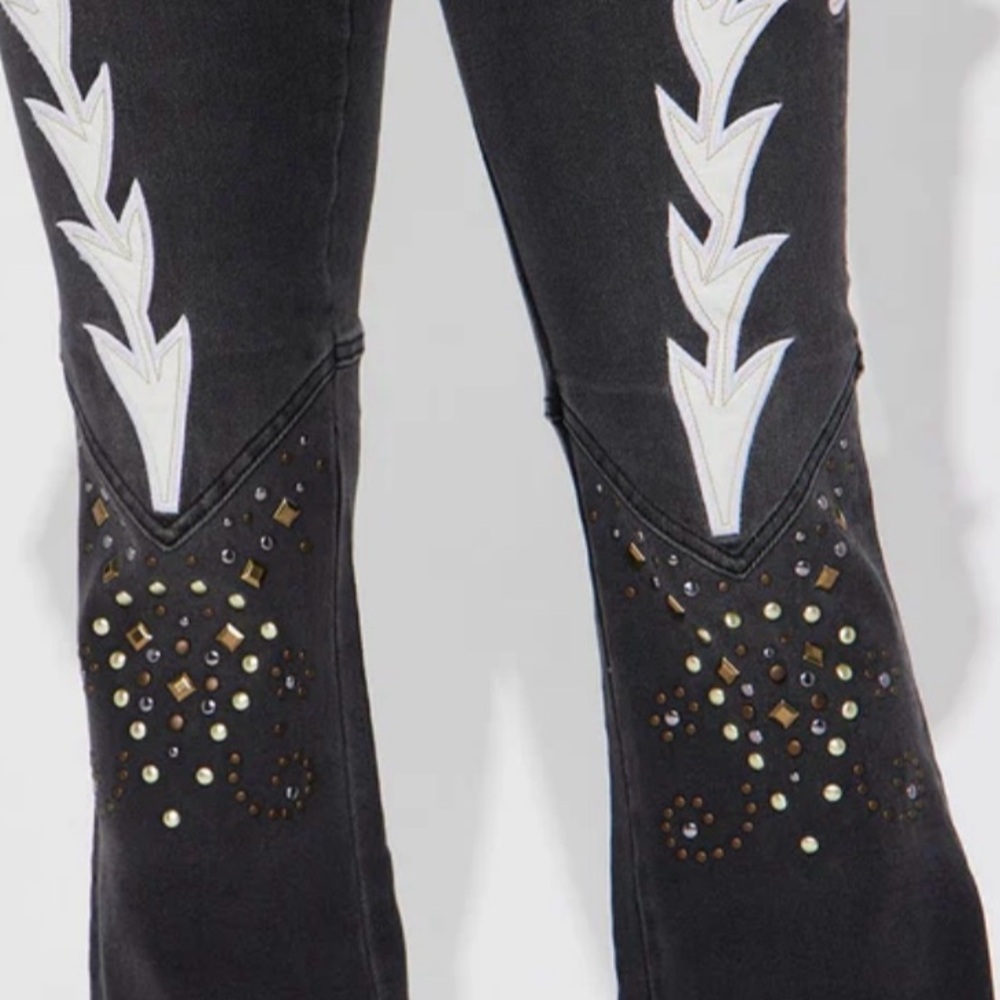 🔥✔️ Black Friday NWT Austin Landing Studded Western Mid Rise Flare Jeans Sz 9/29 - Picture 12 of 16